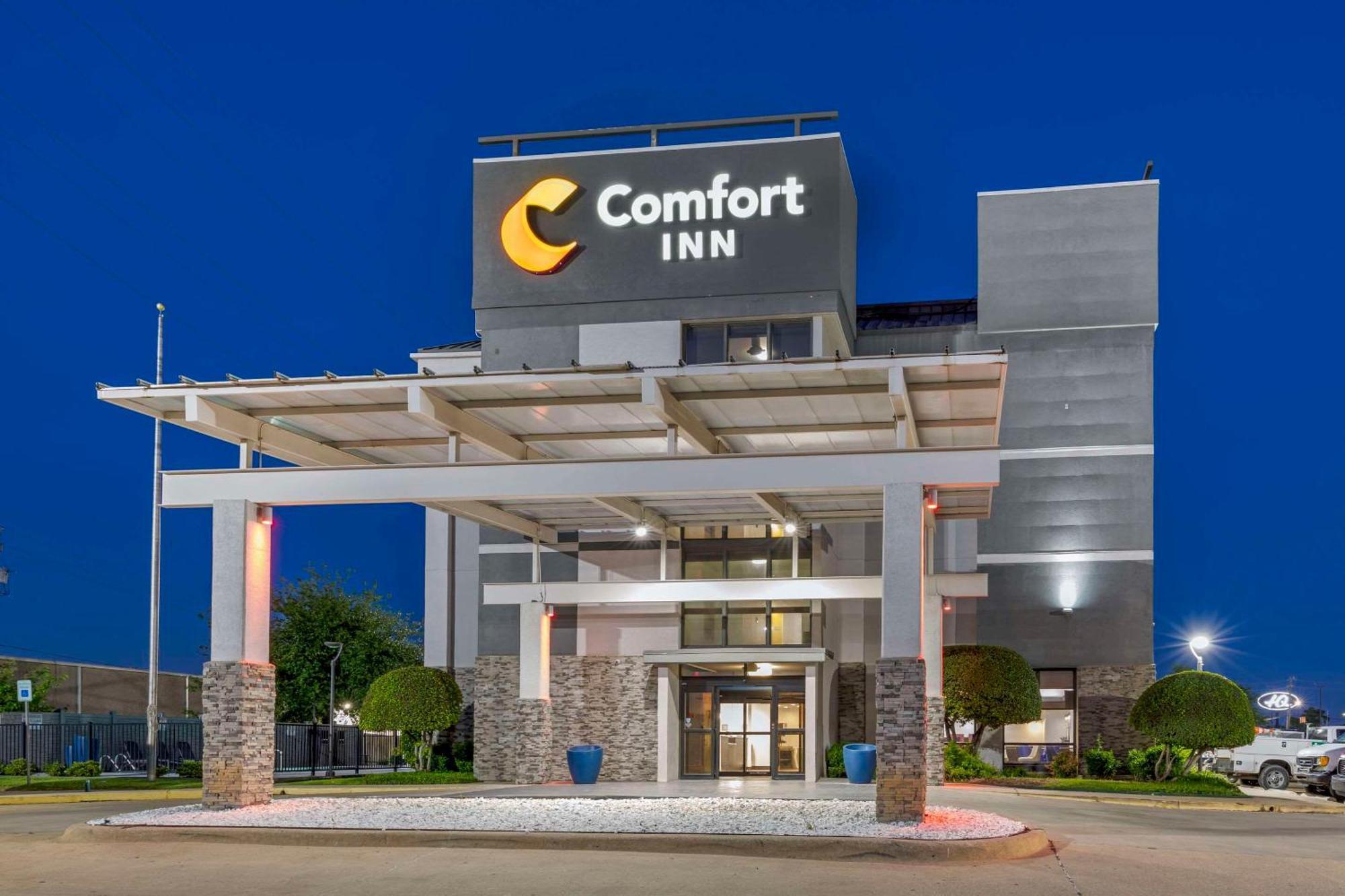 Comfort Inn Dallas North Love Field Airport Екстериор снимка