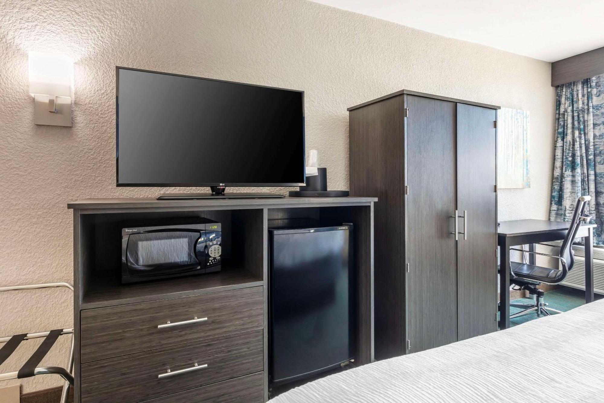 Comfort Inn Dallas North Love Field Airport Екстериор снимка